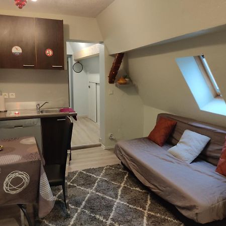 Azede Apartment Niederhergheim Екстериор снимка